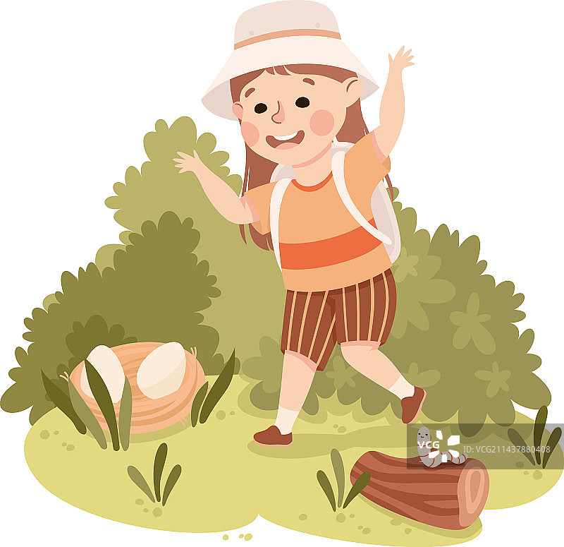 可爱的女孩背着背包在远足中寻找彩蛋图片素材