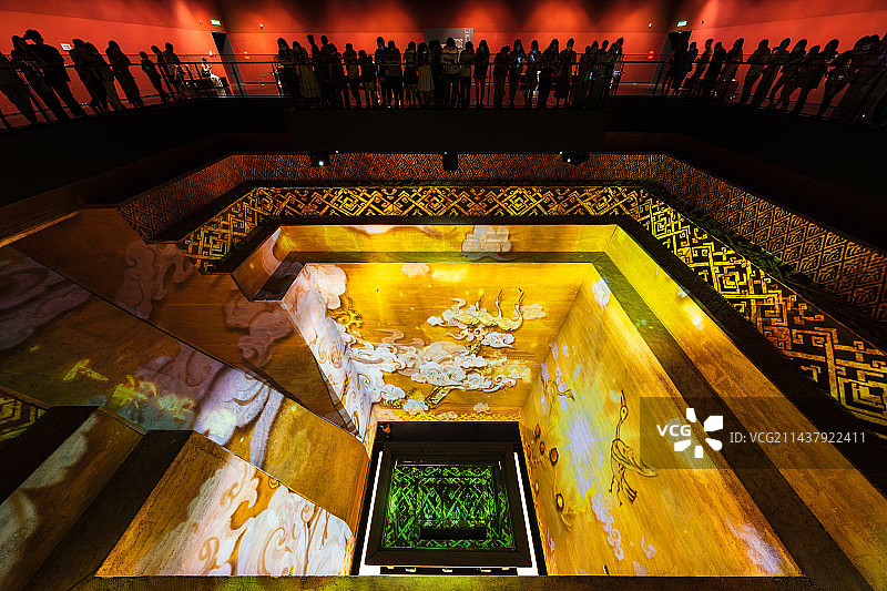 湖南省长沙市湖南省博物院（马王堆汉墓）辛追夫人墓坑3D投影室内场景图片素材