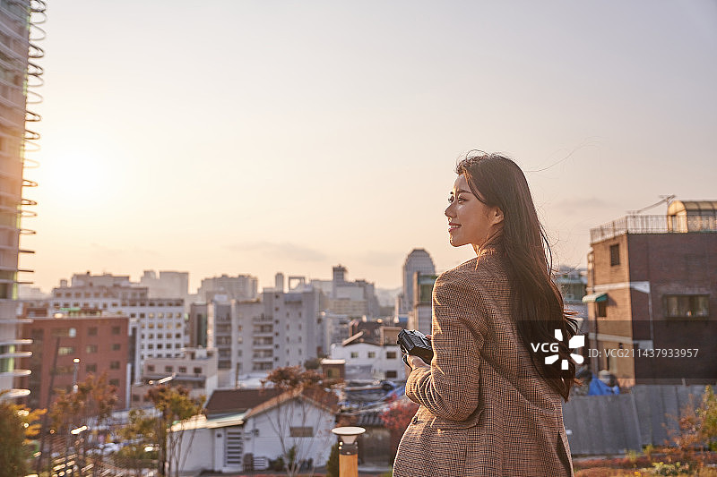 韩国青年秋季摄影图片素材