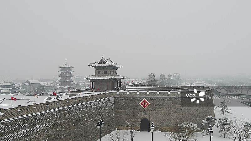 太原古县城北门雪景航拍图片素材
