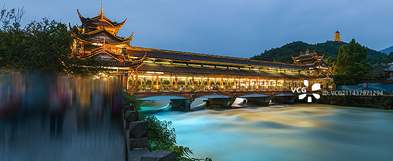 成都都江堰南桥图片素材