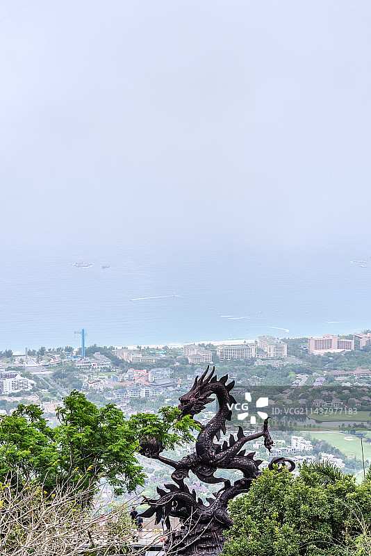 中国三亚亚龙湾天堂森林公园龙雕广场图片素材