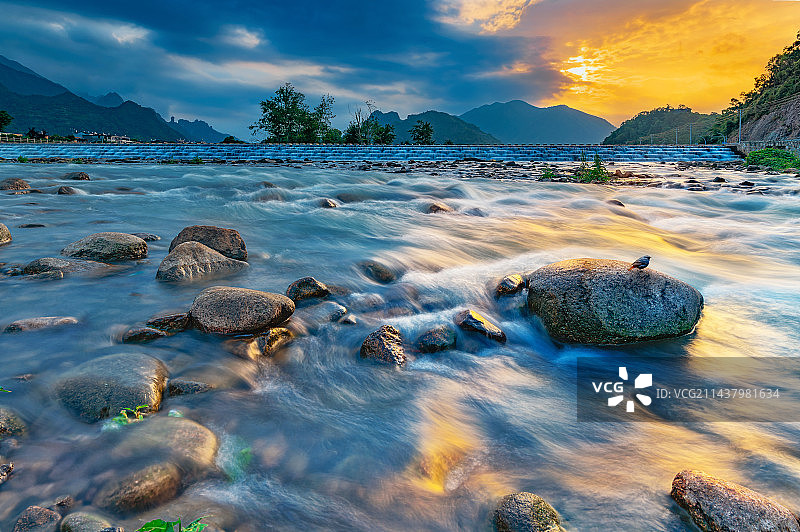 日落时的雁荡山滩林对天景色图片素材