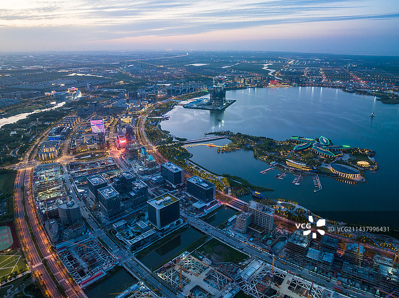 上海浦东新区南汇新城滴水湖临港新城航拍图片素材