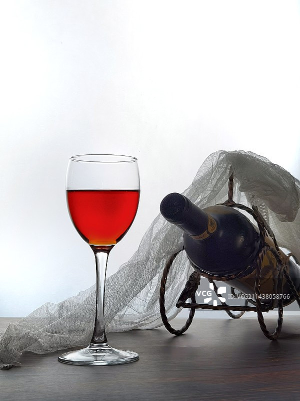 美酒飘香图片素材