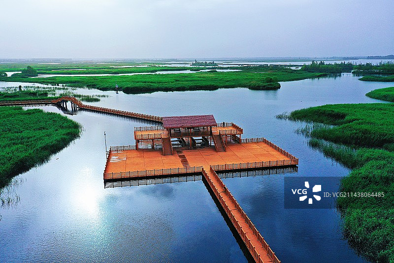 华北明珠物产丰富、风景秀丽闻名于世，“四季皆秋”之誉，“北国江南”，“鱼米之乡” （人间仙境）图片素材