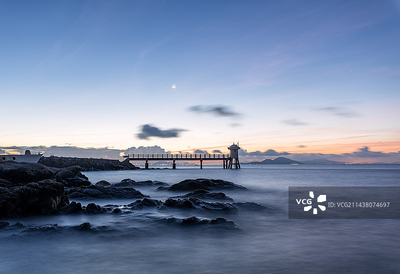 珠海棋澳岛灯塔日出图片素材