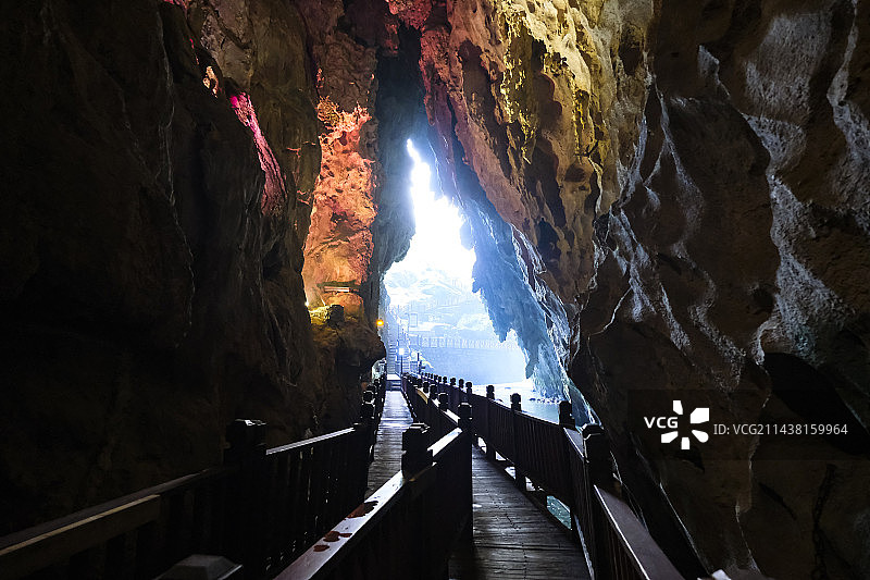 贵州省安顺市龙宫景区美丽风景图片素材