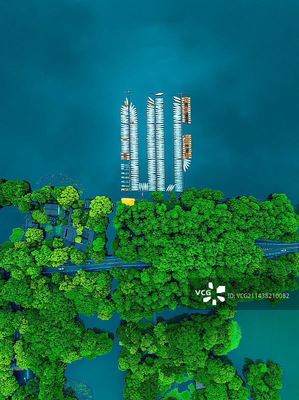 西湖游船码头图片素材