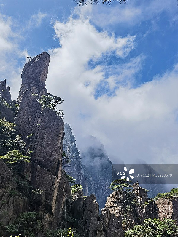 黄山怪石。云海图片素材