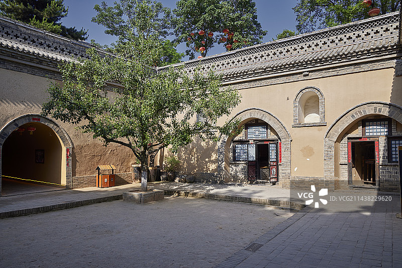 河南省三门峡市陕州地坑院风光图片素材