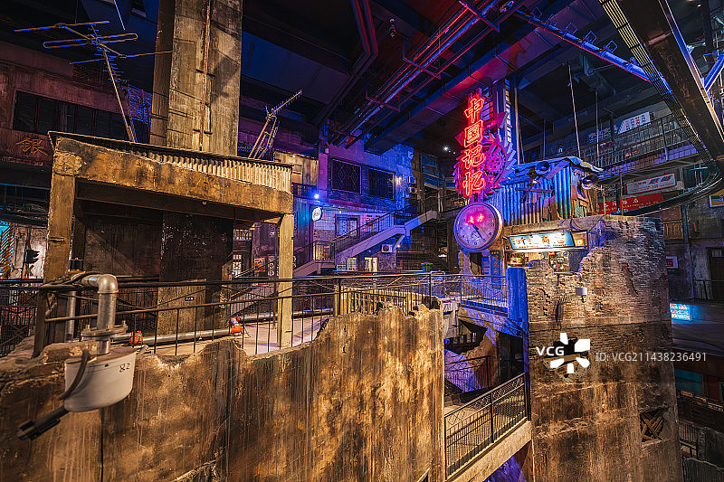 湖南省长沙市（长沙文和友）复古街区室内空间图片素材