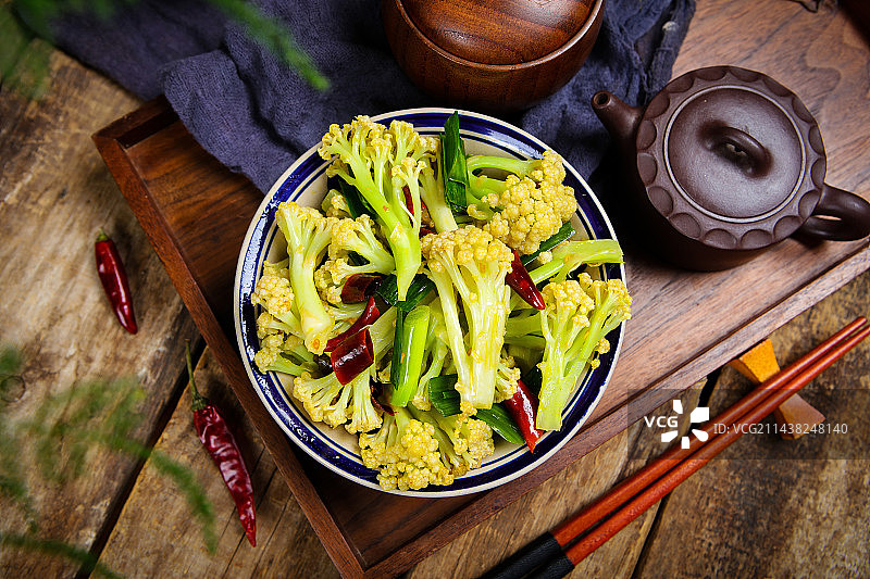 美味家常菜干辣椒炒花菜图片素材