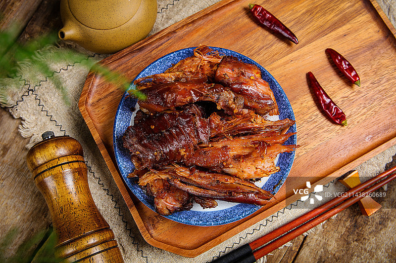 香辣美味下酒菜手撕兔子肉图片素材