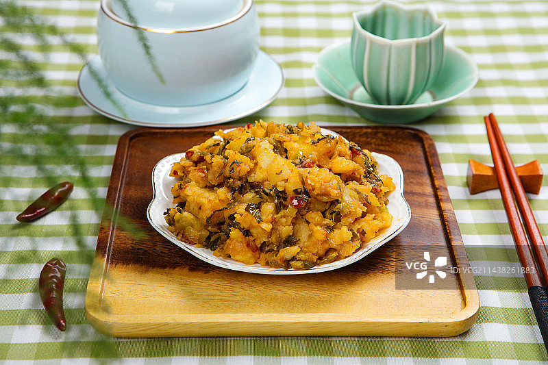 家常菜肴美食酸菜炒洋芋泥图片素材