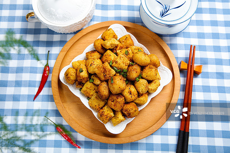 美味家常菜油炸臭豆腐图片素材