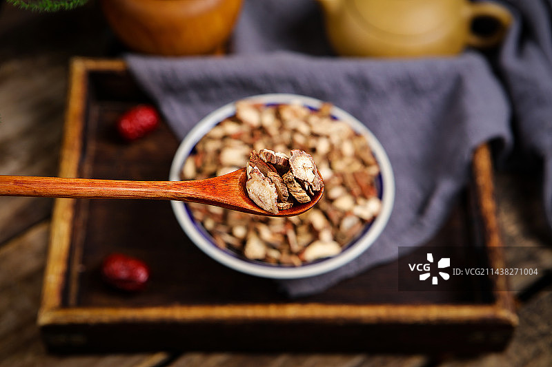 药用植物中医中草药材丹参片图片素材
