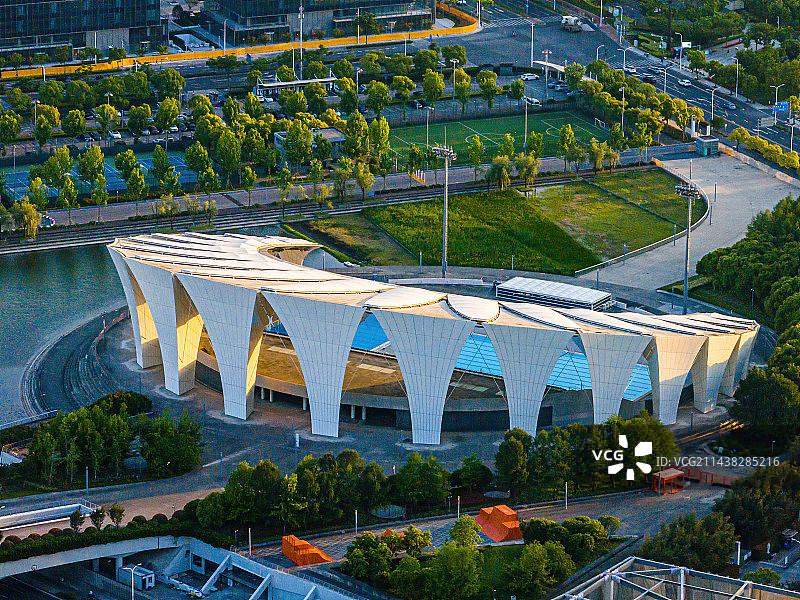 航拍上海浦东前滩城市建筑图片素材