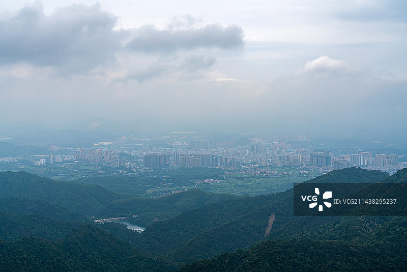 航拍视角的佛冈县城图片素材