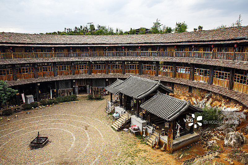 中国云南曲靖市富源县多乐园风景区，天龙八部拍摄基地，多乐园土楼图片素材