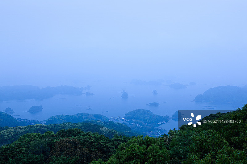 日本长崎县佐世保九十九岛晨雾图片素材