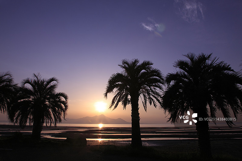 日本熊本县宇土市有明海和云仙岳图片素材
