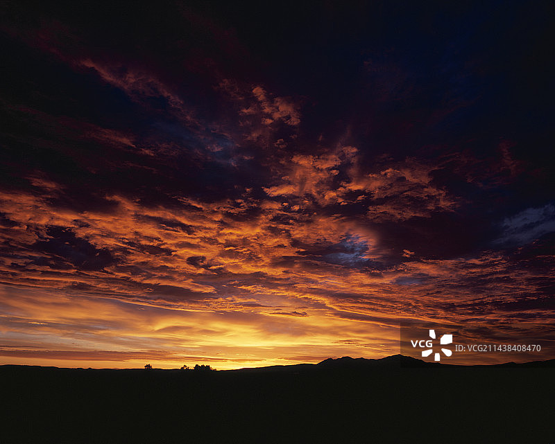 北海道大雪山山麓日出图片素材