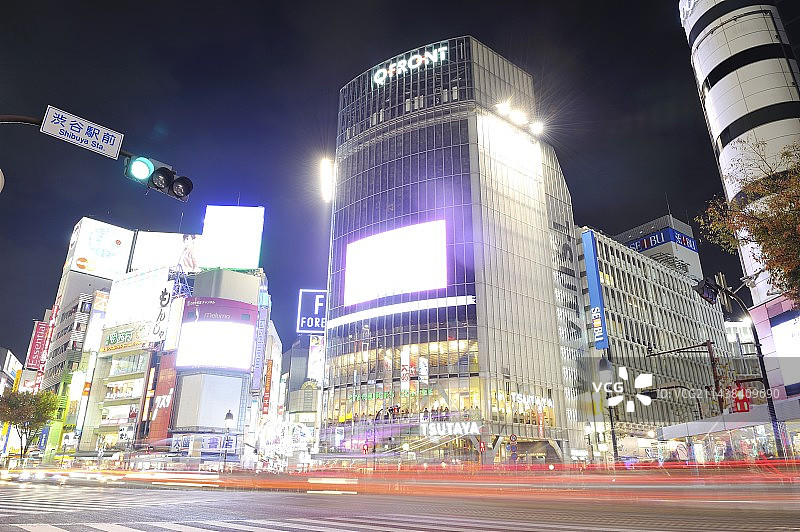 日本东京涩谷夜景十字路口图片素材