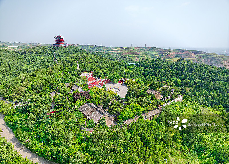 航拍夏季陕西铜川药王山风光图片素材