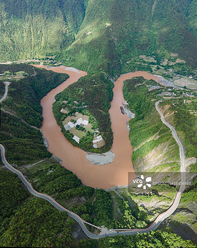怒江第一湾与219国道图片素材
