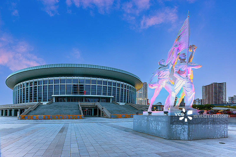 上海徐家汇体育公园、上海大舞台图片素材