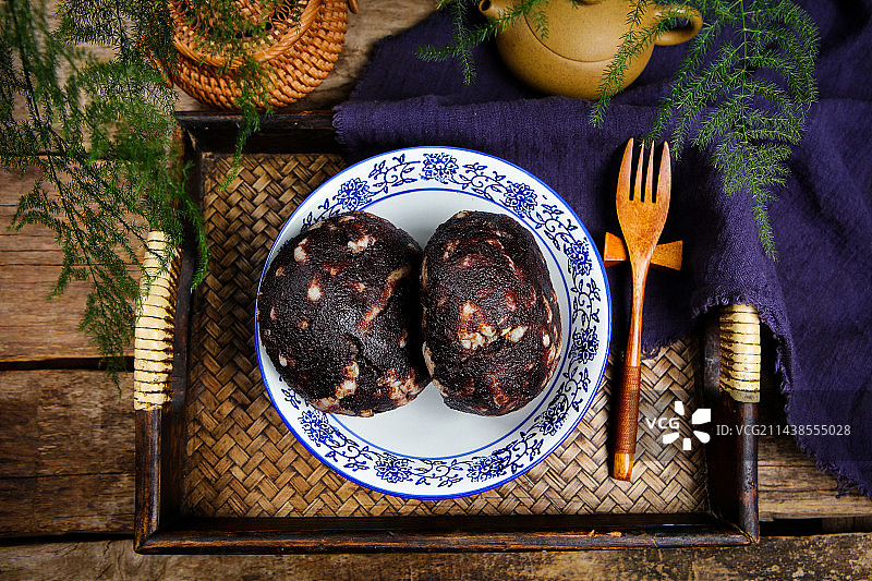 美味家常食材小炒猪血豆腐丸子图片素材