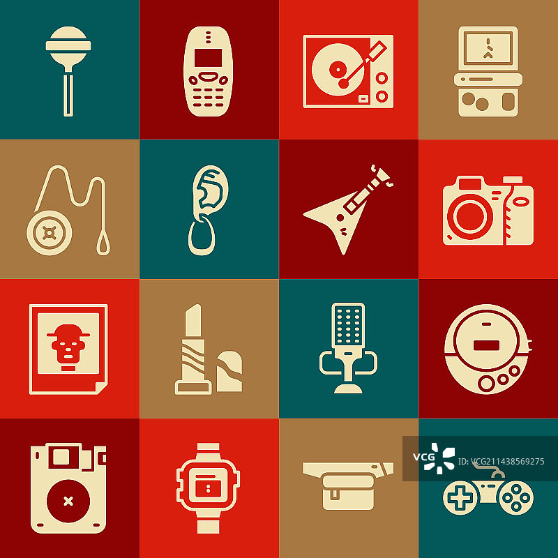 游戏手柄、CD播放器、相机组合图片素材