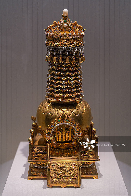 金镶珠石发塔图片素材