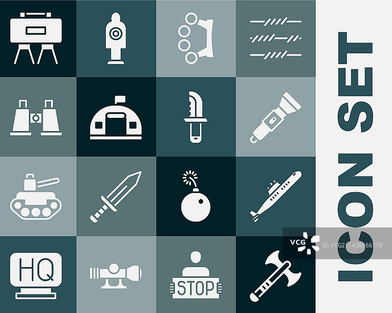 战斧、潜艇、手电筒和黄铜指节套图片素材