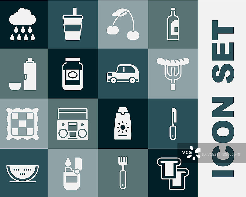 面包、吐司、刀和香肠叉子套装图片素材