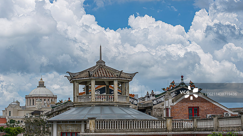 碉楼广东骑楼夏日风光广东赤坎古镇图片素材