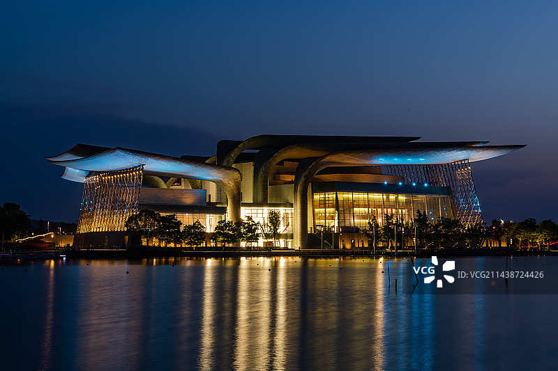 无锡大剧院夜景图片素材