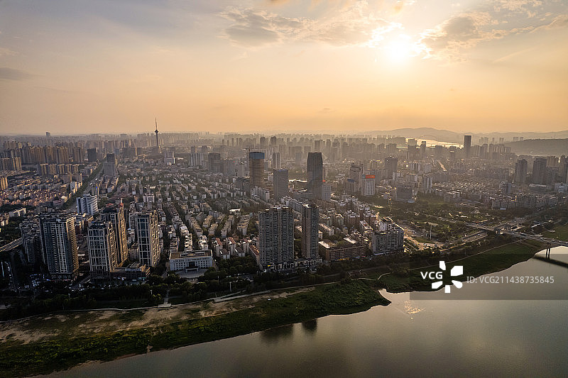 中国株洲天元区黄昏风光图片素材