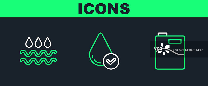 大瓶装净水水滴波浪线条图片素材