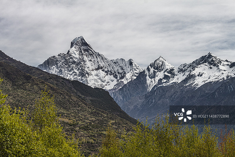 幺妹峰图片素材