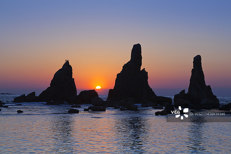 桥杭岩日出，和歌山县东牟娄郡串本町图片素材