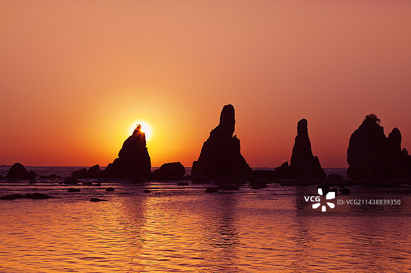 桥杭岩日出，和歌山县东牟娄郡串本町图片素材