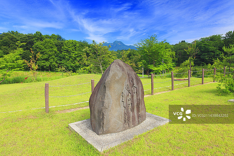 信浓长野县上水内郡小林一茶和妙高山俳句纪念碑图片素材