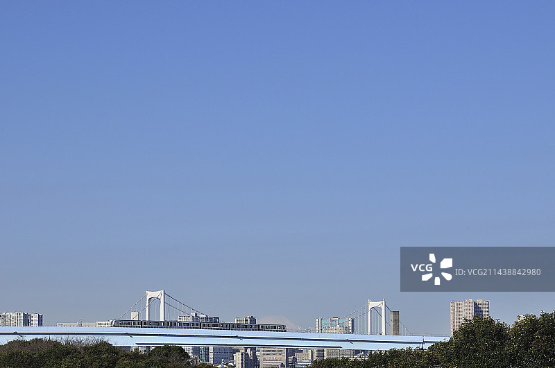 百合海鸥线与彩虹桥，丰洲，江东区，东京图片素材
