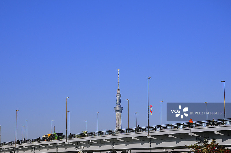 江户川区小松川桥与东京晴空塔图片素材