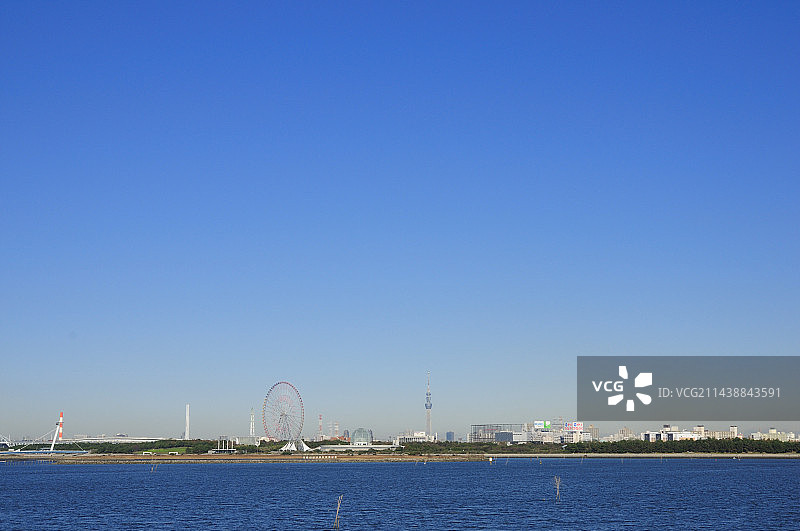 葛西临海公园与东京晴空塔，浦安市，千叶县图片素材