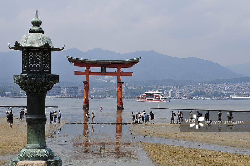 世界遗产：日本三大美景之宫岛鸟居（夏季，日本广岛县）图片素材