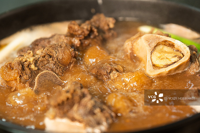 煮牛骨图片素材