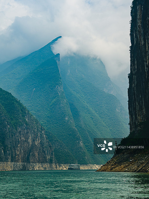 三峡游轮图片素材